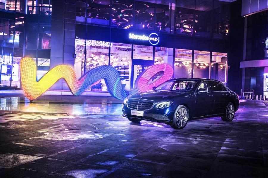  Mercedes-Benz E300 L Exclusive Line 2016 года  (CN) (фото 4 из 9)
